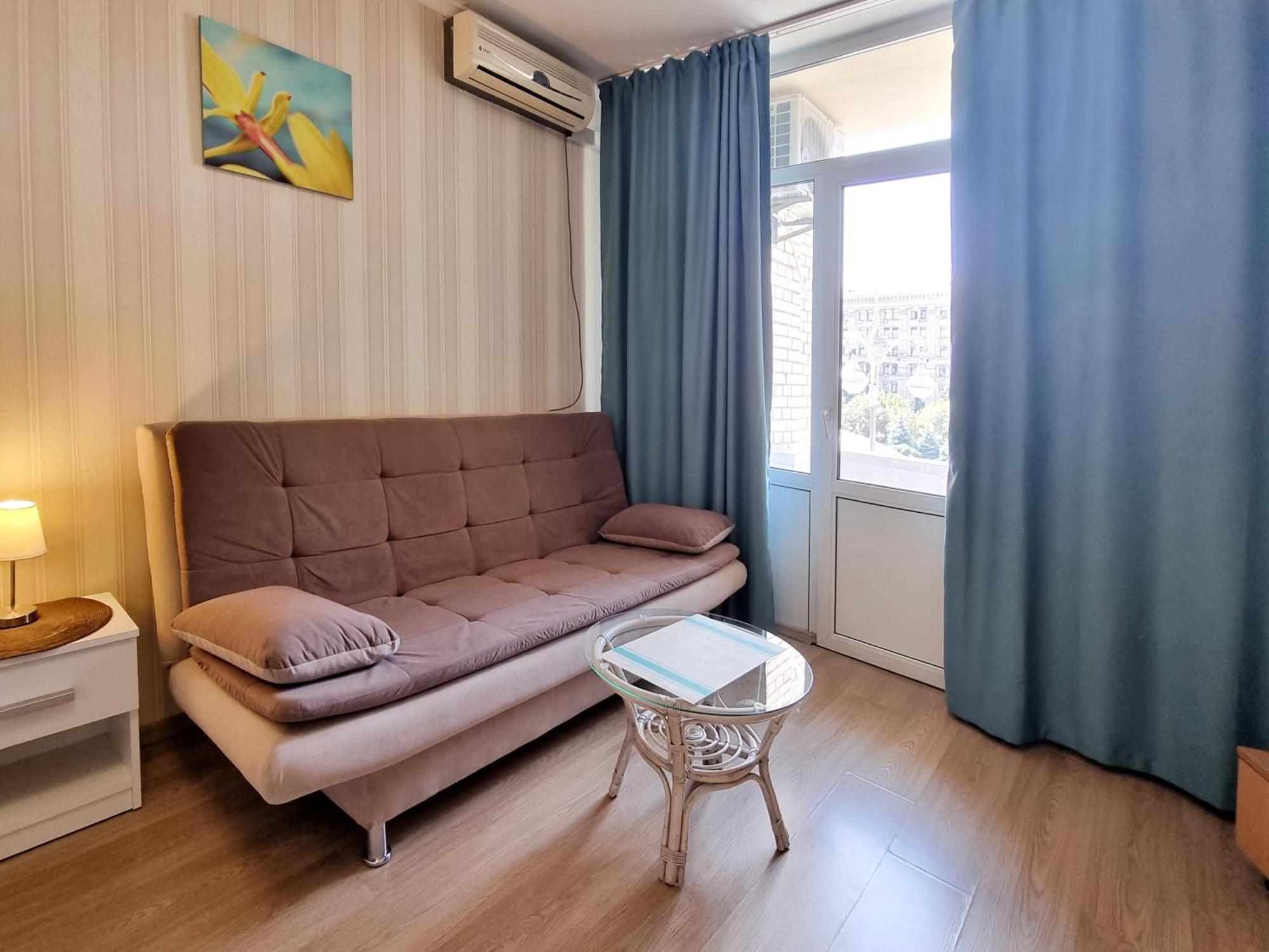 Home-Hotel Apartments On Maidan Nezalezhnosti Square Kiev Luaran gambar