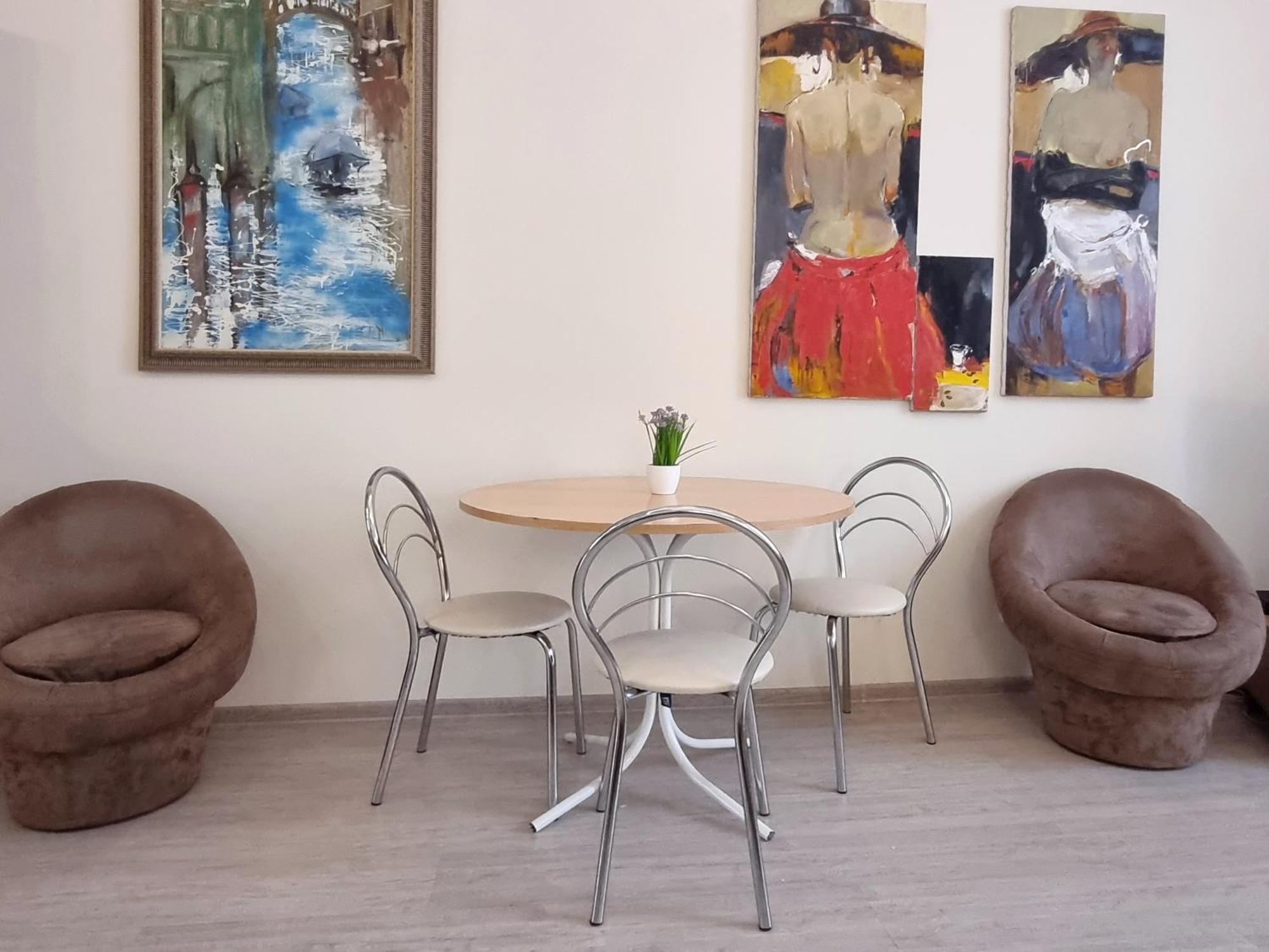 Home-Hotel Apartments On Maidan Nezalezhnosti Square Kiev Luaran gambar