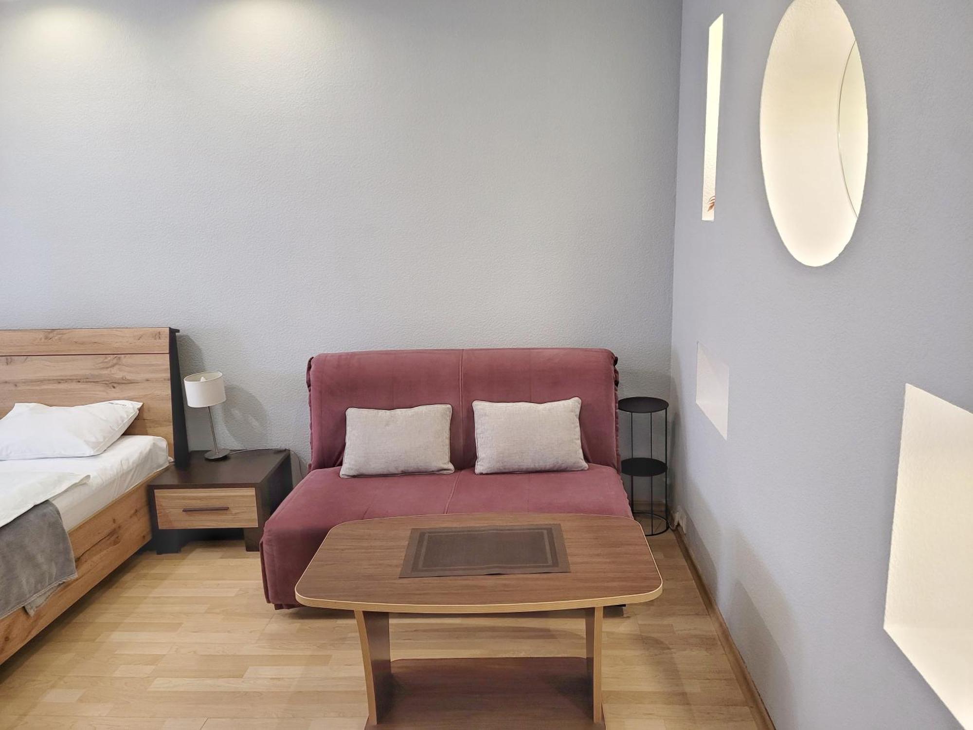 Home-Hotel Apartments On Maidan Nezalezhnosti Square Kiev Luaran gambar